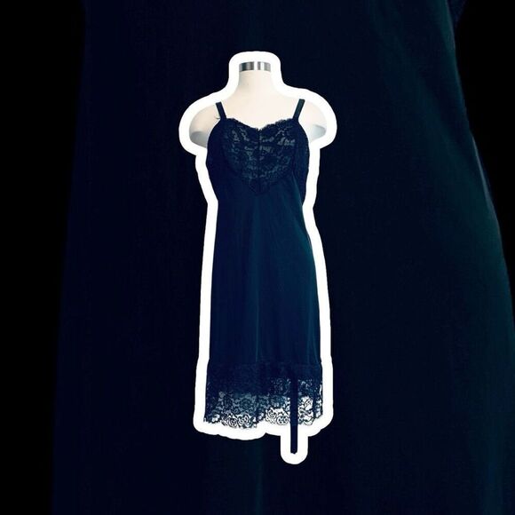 Vintage Black 60s Scallop Slip Dress Nightgown M Medium Lace Full Midi - Picture 1 of 6